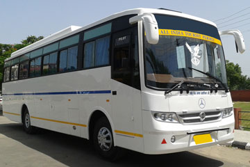 27 Seater Coach 2x2